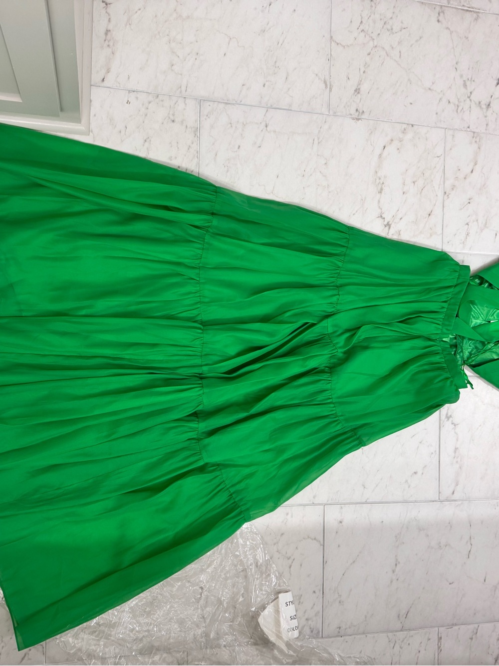 Mac Duggal NWT 4 Green Ruffles open back organza prom formal dress - Picture 8 of 8